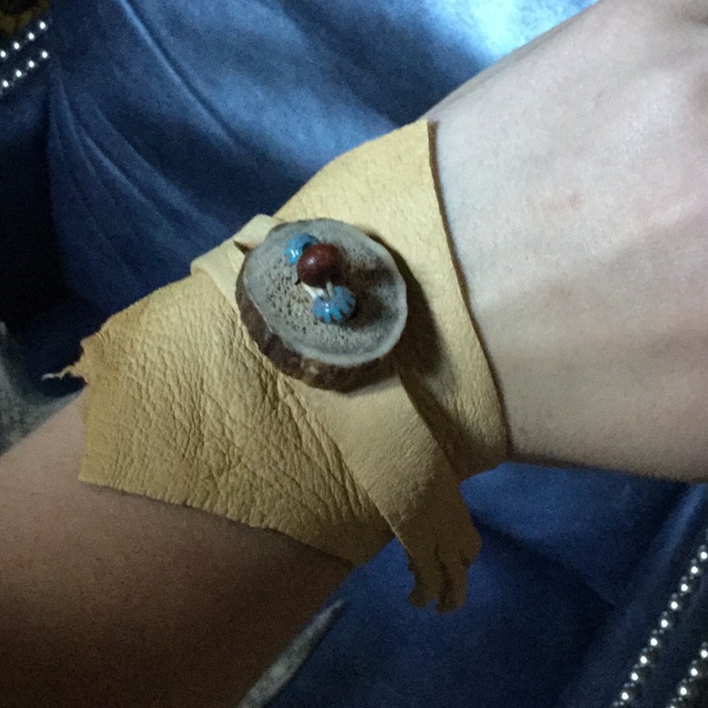 Artisan handmade scrap leather wristlet elk antler Coachella boho art festival⭐️ - Picture 3 of 9